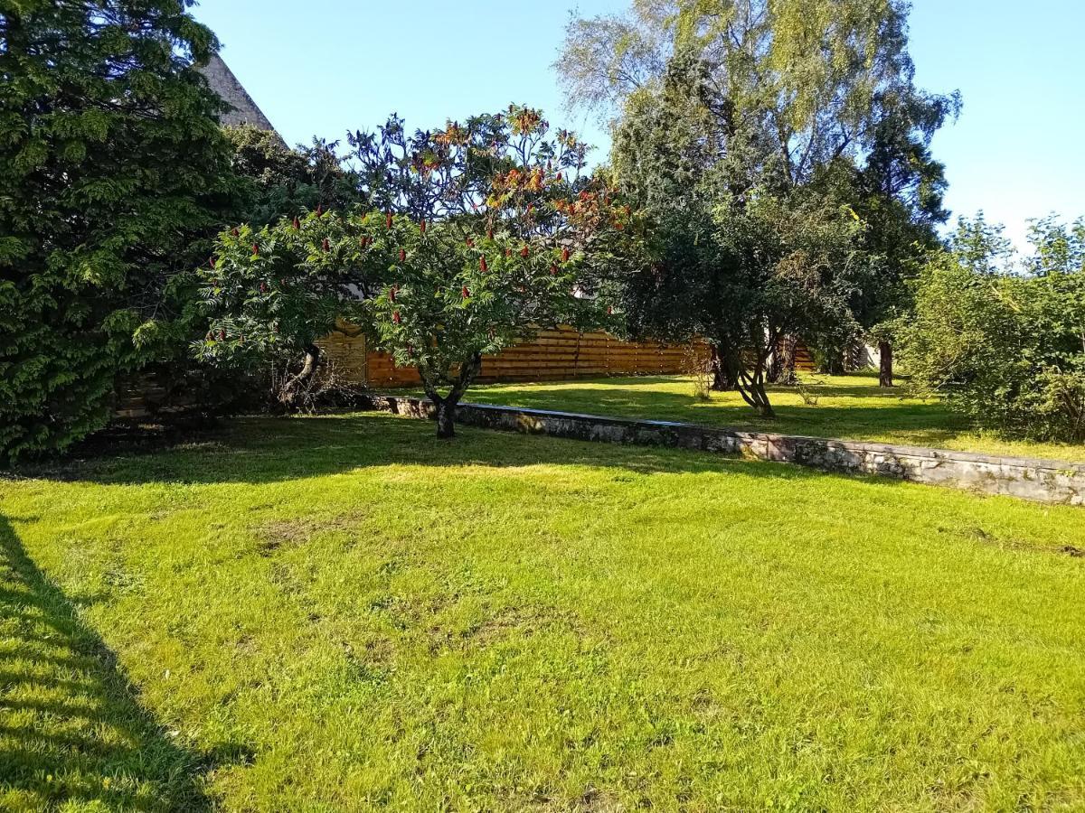 La Fromagerie Maison Lumineuse Et Spacieuse Beau Sejour 5 Ch 2 Wc 1 Sdb Grand Jardin Clos 5Mn A Pied Commerces 10 Mn Plage Omaha Beach Proche Plages Du Debarquement Trevieres 外观 照片